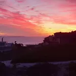 The Lighthouse - Sea View Apartment